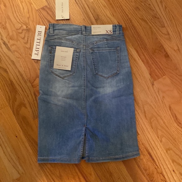 Jean skirt - Picture 2 of 3